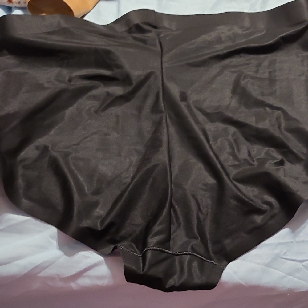 SPANXshape™ Sheer Control Brief - Picture 7 of 7